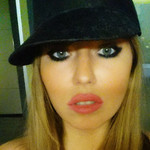 Djoly, 40