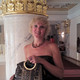 Nadine, 50