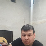Nazar, 36