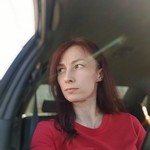 Elena, 44