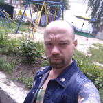 Eugene G, 32