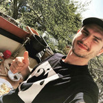 Karll, 34