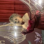 Viktoria, 36