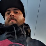 Anton, 35
