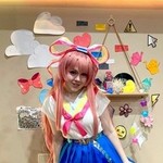 GIFfany, 21