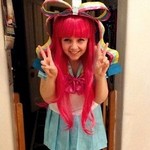 GIFfany, 21