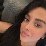 Tina, 35