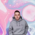 Max, 33